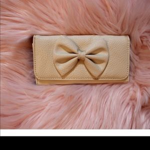 Chic Bow Wallet